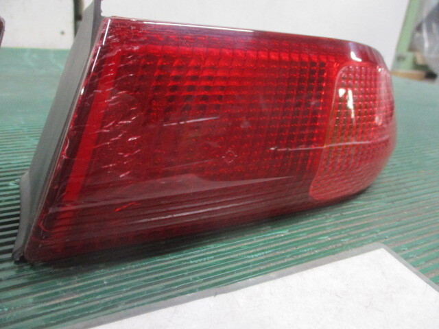 Alpha Romeo 156 2.0 Twin Spark GF-932A2 правый задний фонарь задний фонарь 60620136 60620138