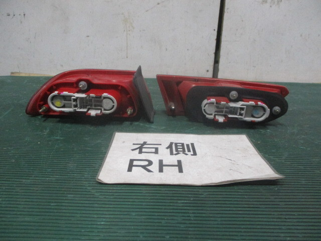 Alpha Romeo 156 2.0 Twin Spark GF-932A2 правый задний фонарь задний фонарь 60620136 60620138