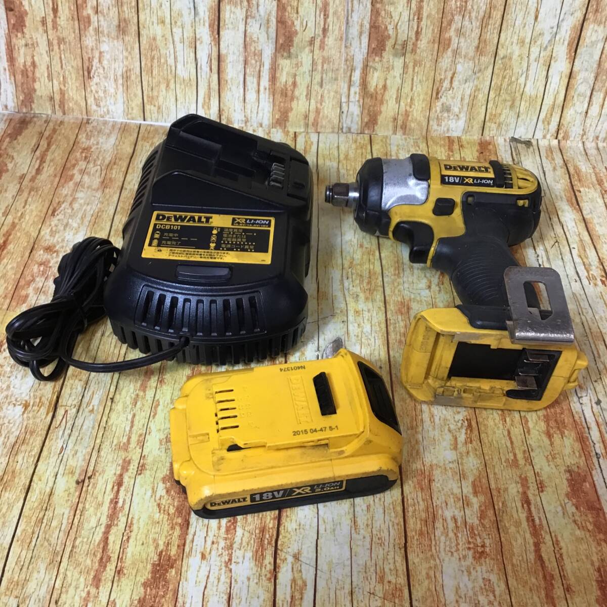 中古品】デウォルト(DEWOLT) 充電式インパクトレンチ DCF880HD1 中古品】デウォルト(DEWOLT) 充電式インパクトレンチ DCF880HD1