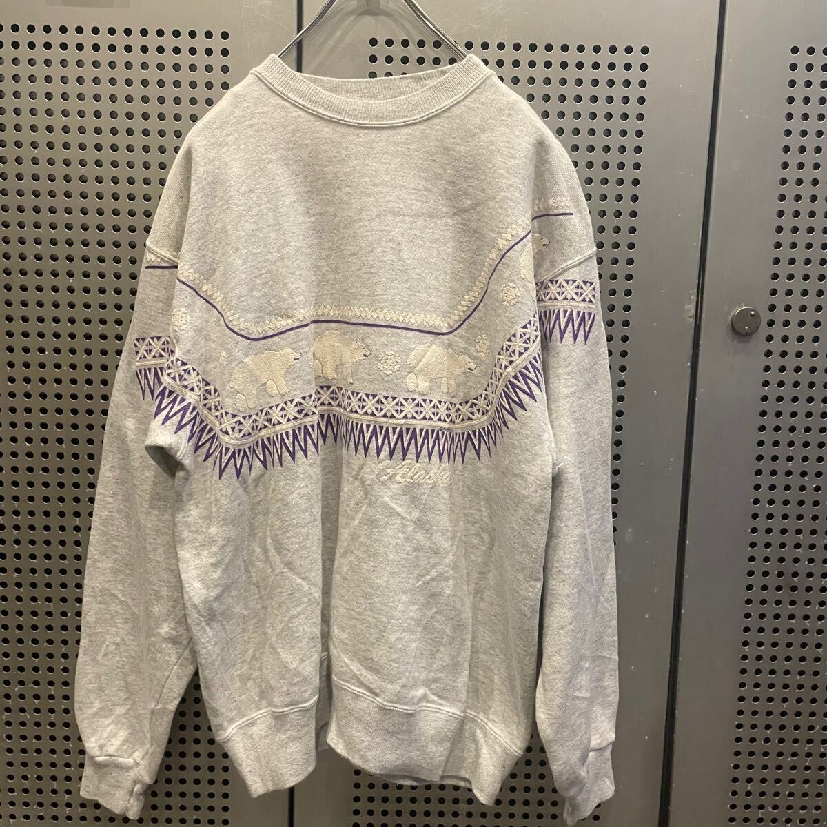 古着　ヴィンテージ　vintage sweat スウェット　トレーナー　シロクマ　ファンシー　個性派