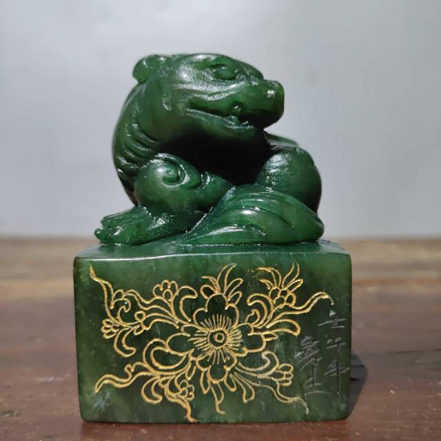 古寶奇蔵】寿山石・綠田黄石・細密彫・獣鈕印章・置物・賞物・中国 古寶奇蔵】寿山石・綠田黄石・細密彫・獣鈕印章・置物・賞物・中国
