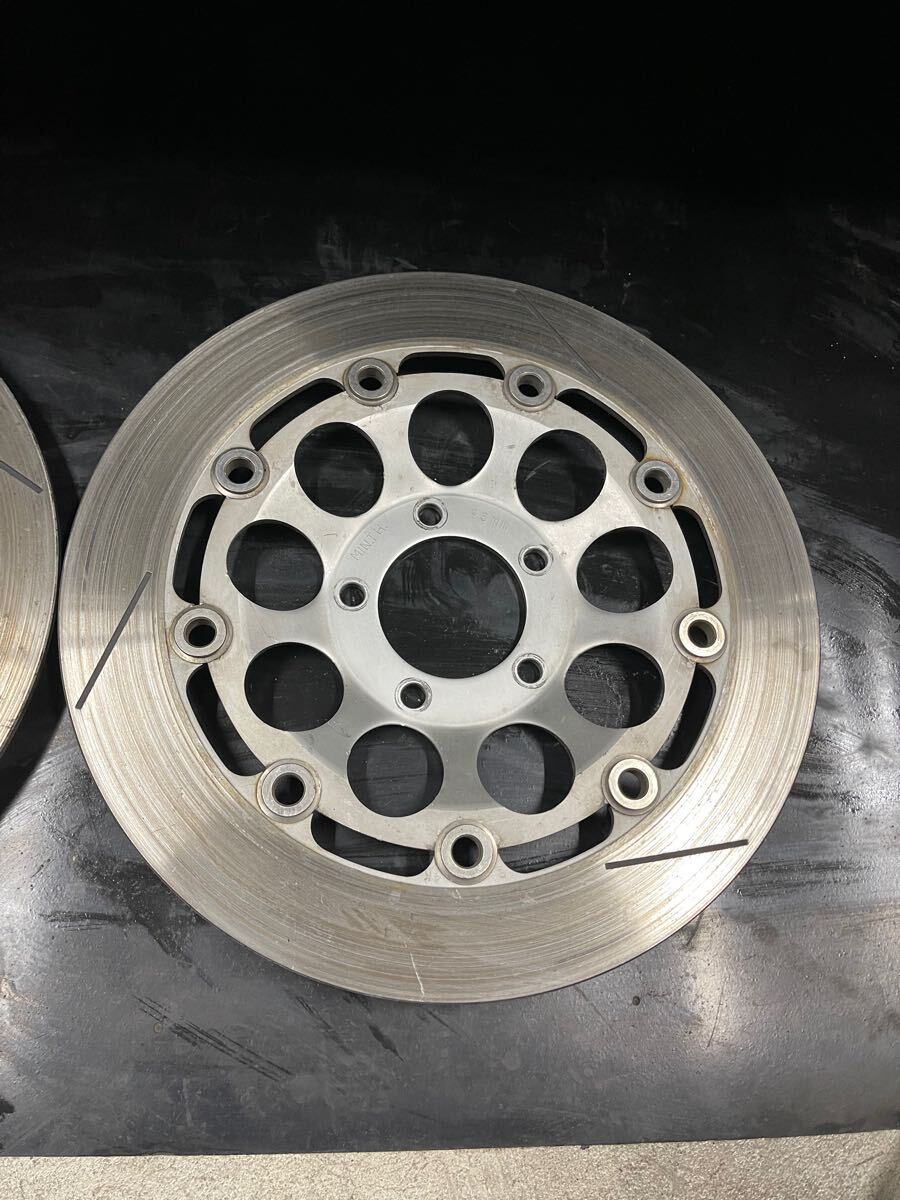GSX-R1100 GV73 フロントブレーキ　ディスクローター　中古美品　外徑:約310mm 殘5mm程度　ローターナット付き