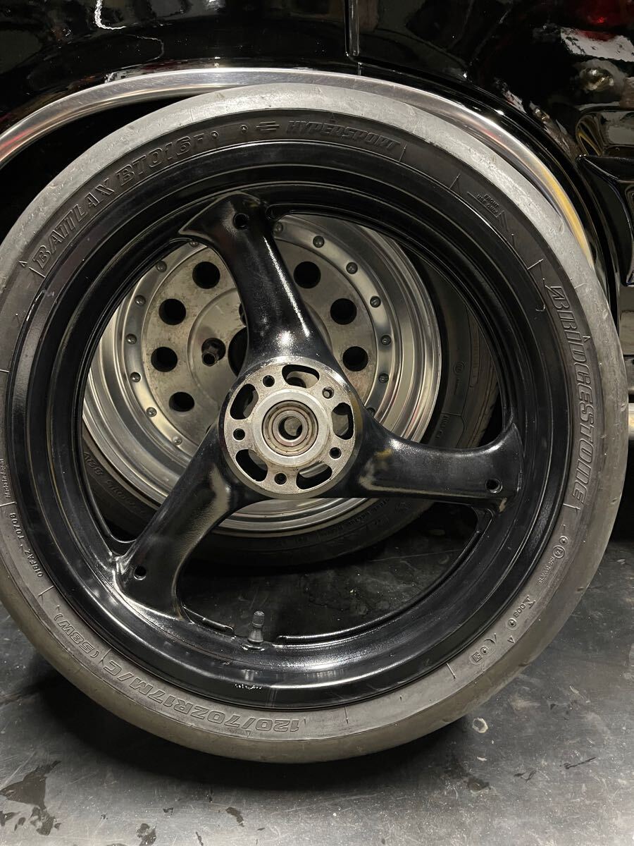 スズキ　GSX-R1100 GV73A 純正　フロントホイール　17×3.50 中古品　