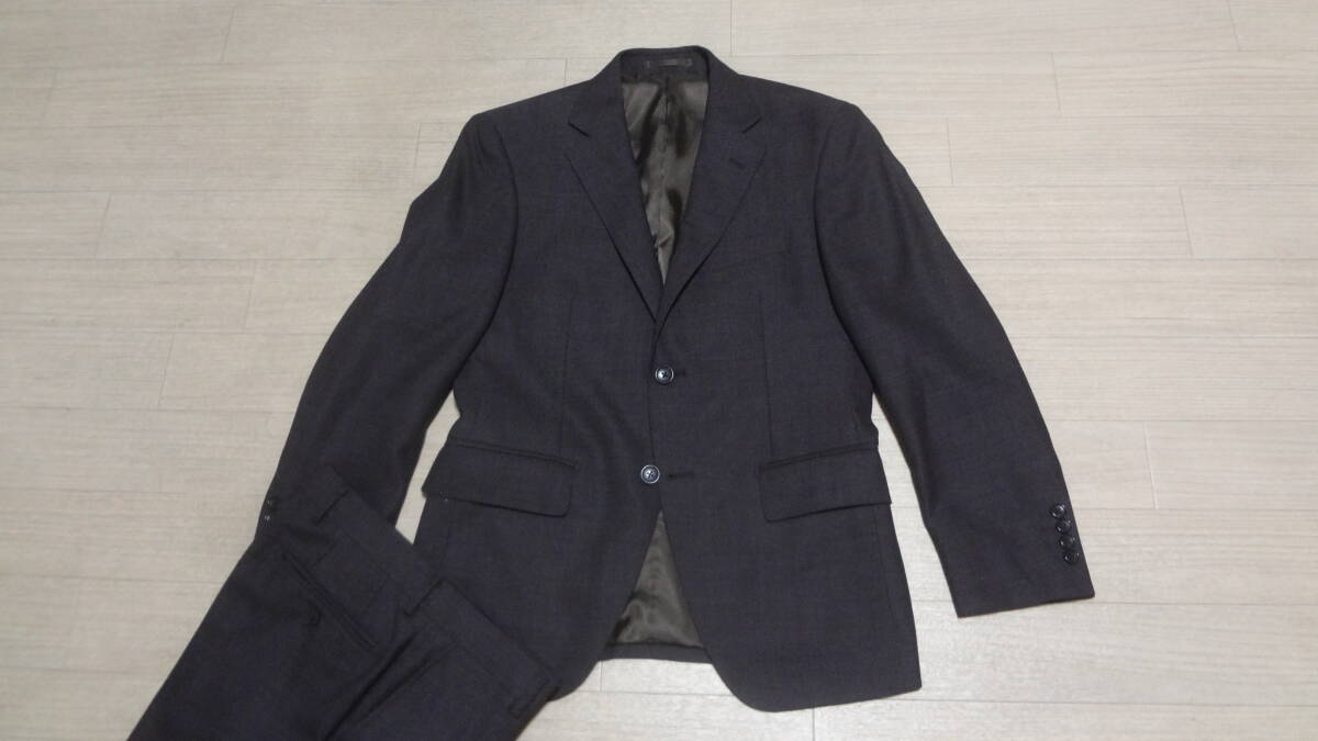 美品165cmW80cm★ONLY☆オンリー★Minimal Order★秋冬物★上質オーダーメイド2Bスリムスーツ/茶濃グレー織り素材★シングル２釦★ビジネス