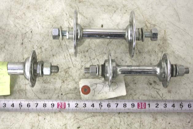 お得セット 32穴新品ハブ 検シマノカンパニョーロチネリランドナーロード ビンテージパーツ
