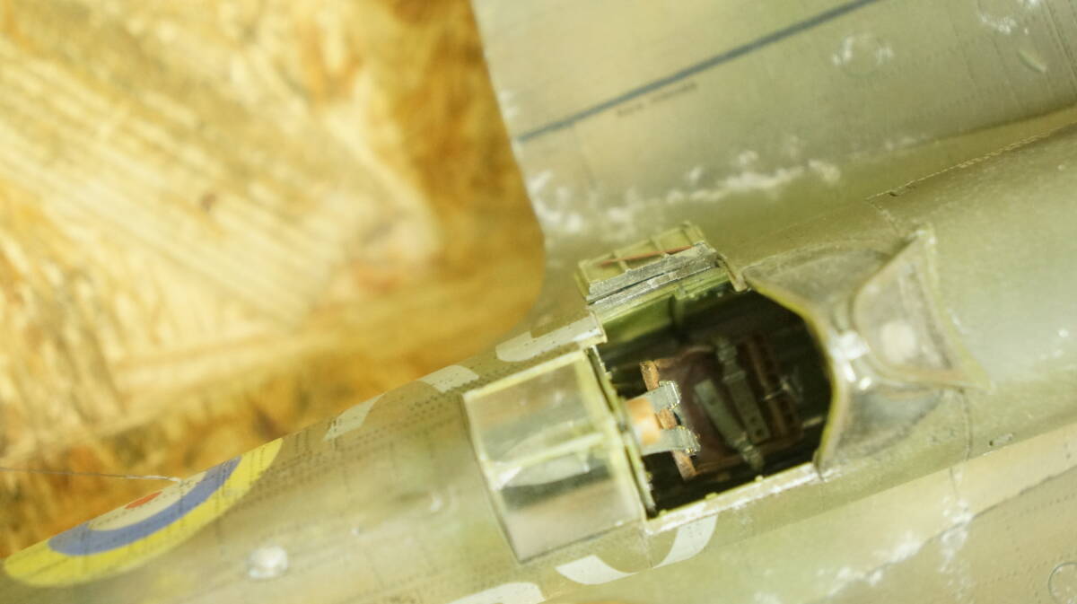 Spitfire MK.IIa Supermarine Revell 1/32 б/у товар сборка, покрашен заметная царапина, загрязнения нет 