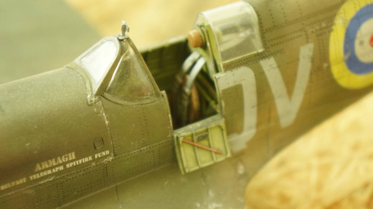 Spitfire MK.IIa Supermarine Revell 1/32 б/у товар сборка, покрашен заметная царапина, загрязнения нет 