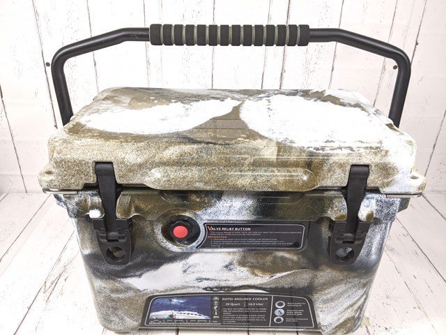 送料無料キャンペーン MOLDED - ROTO クーラーボックス キャンプ用品 【8yt334】アウトドア 容量:18.9L 20QT◆X63 / 30L未満