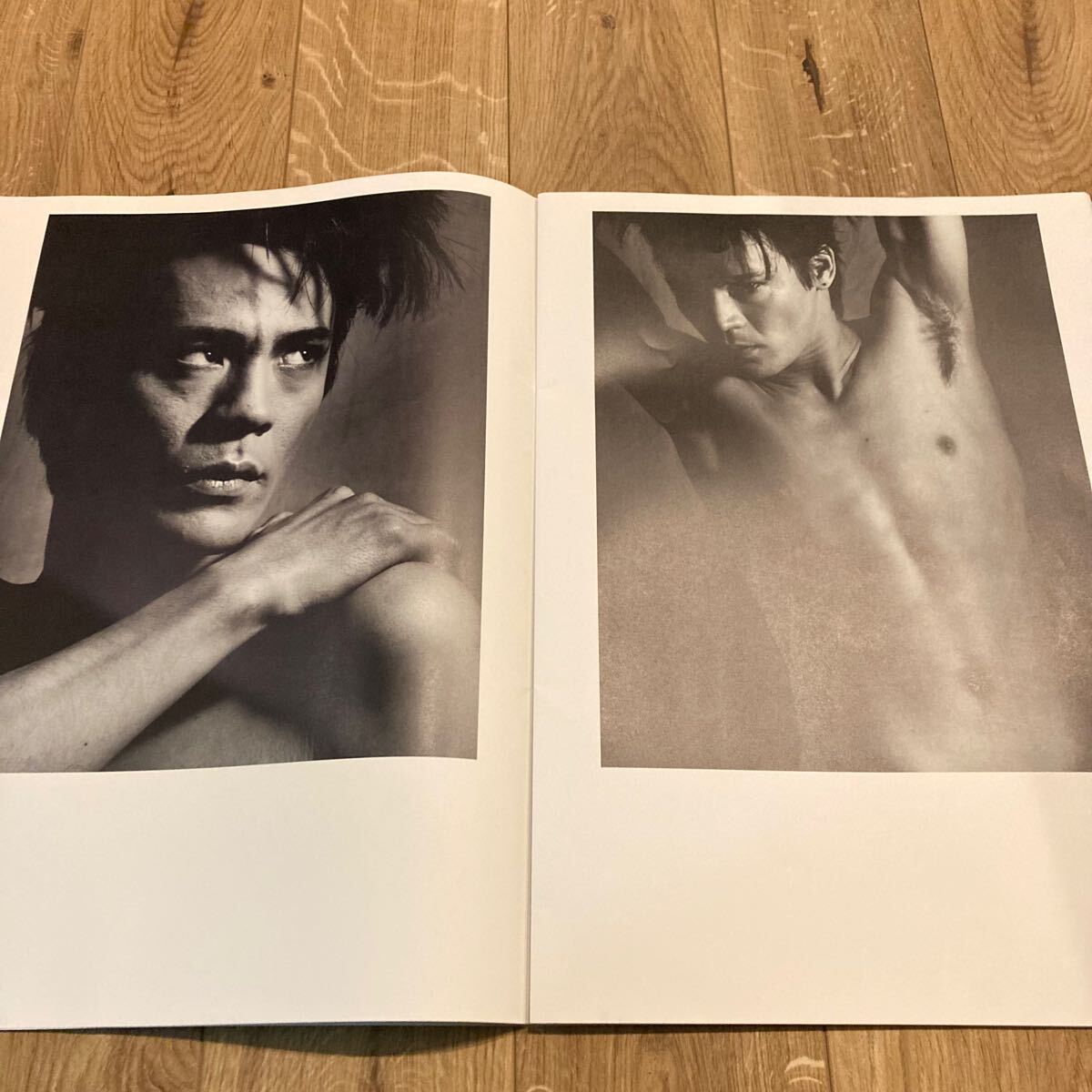 BOOWY 1988年當(dāng)時物 LAST GIGS 大判 ツアーパンフレット グッズ 氷室京介 布袋寅泰