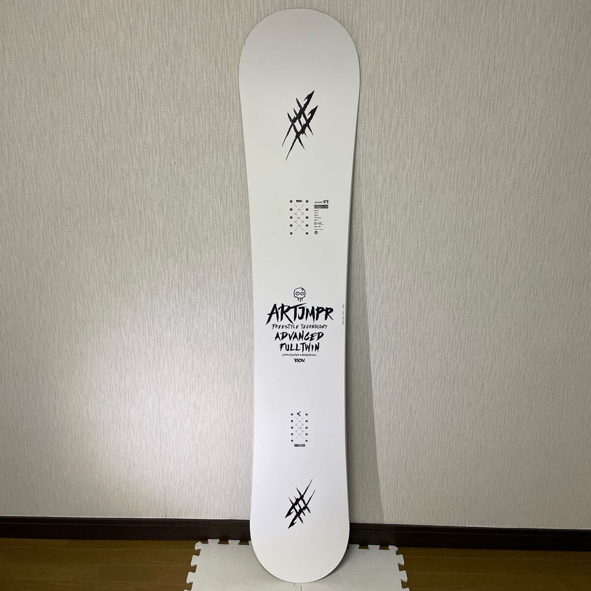 レア NOVEMBER ARTJMPR 154cm ARTISTE 国産 ノーベンバー アーティスト ノベンバー フリースタイル スノーボード スノボ 板 グラトリ