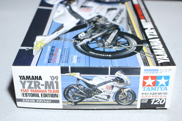 廃番・未組立品】タミヤ MotoGP YZR-M1 FIAT YAMAHA TEAM 廃番・未組立品】タミヤ MotoGP YZR-M1 FIAT YAMAHA TEAM