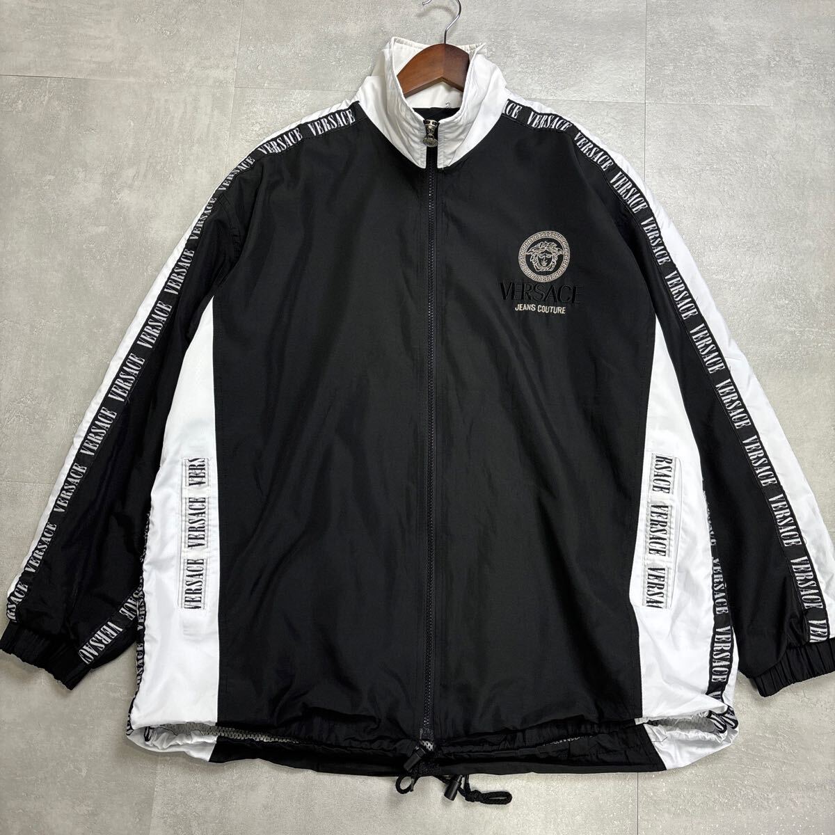 美品 超希少 VERSACE JEANS COUTURE ヴェルサーチ アーカイブ 美品 超希少 VERSACE JEANS COUTURE ヴェルサーチ アーカイブ