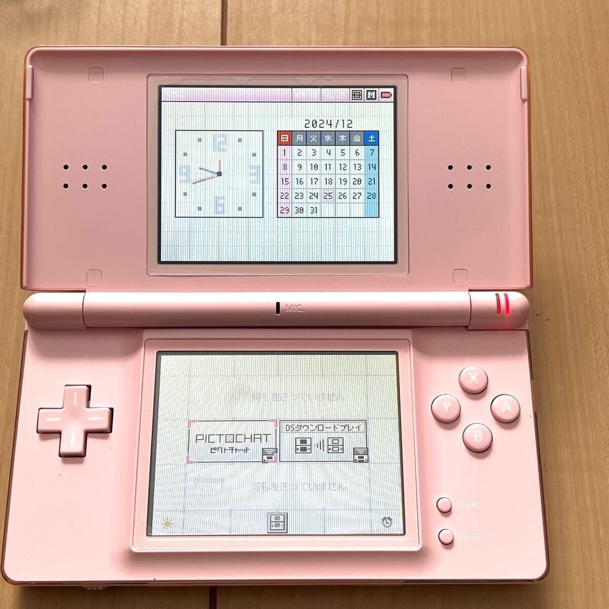 New Nintendo 3DS LL ピンク×ホワイト付属品カセットまとめ売り New Nintendo 3DS LL ピンク×ホワイト付属品カセットまとめ売り