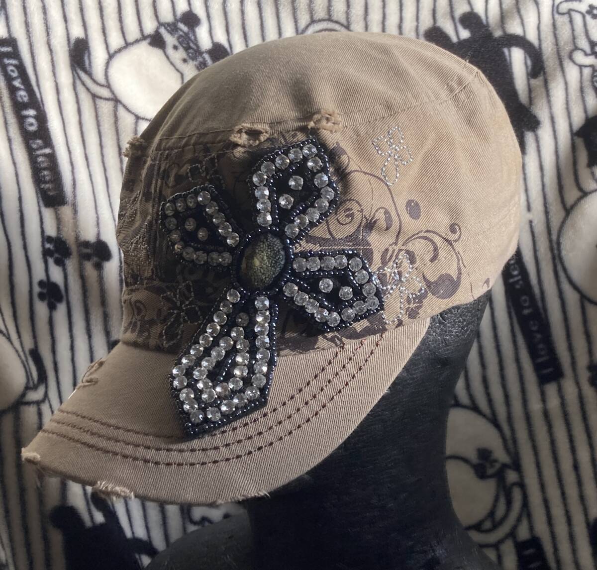 めっちゃカッコいい♪ビンテージ調激レアワークキャップ【Leader LOGA】ベージュカラー/スナップバック帽子CAP/ダメージ仕様/フリーサイズ