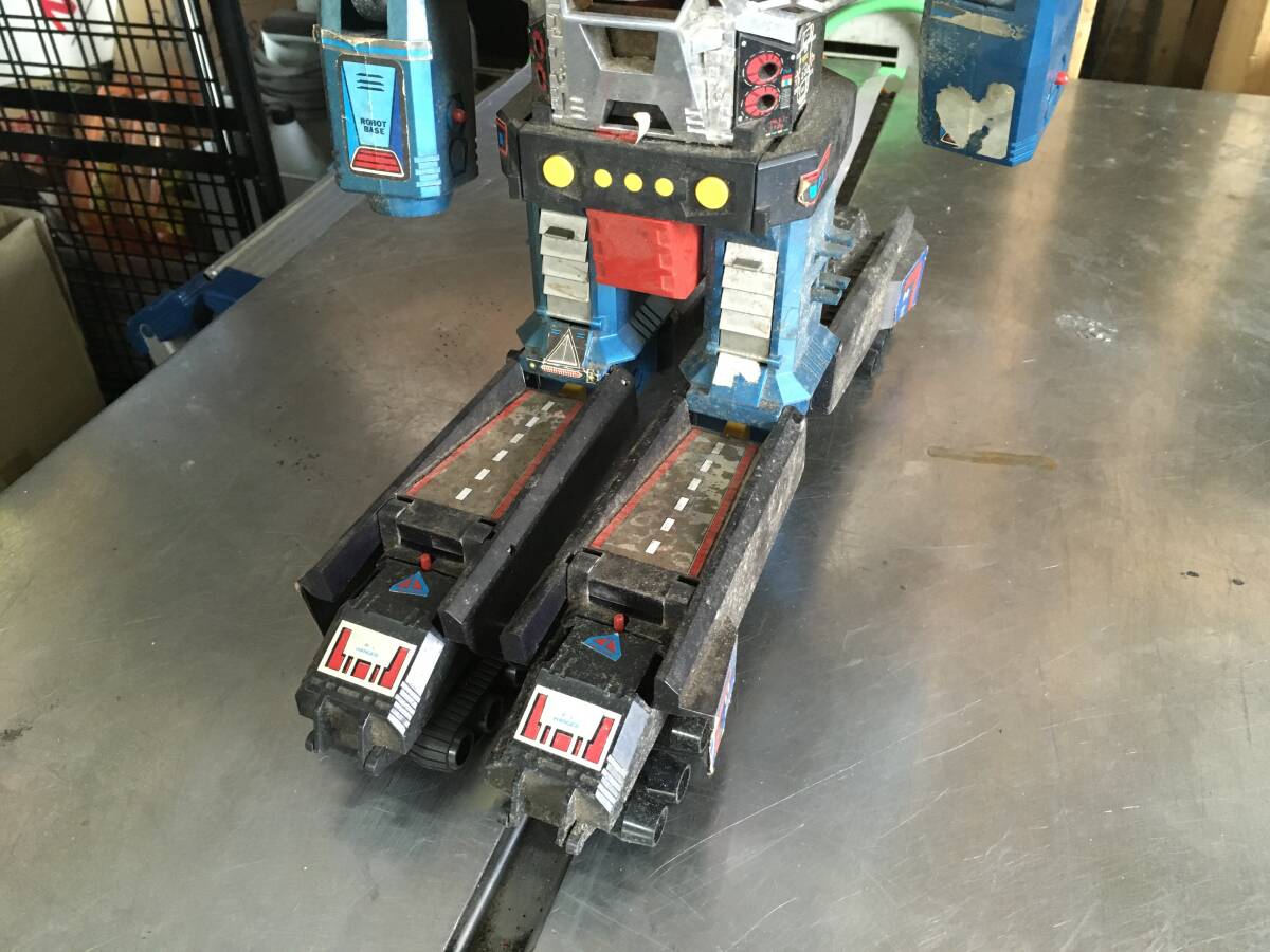 タカラ 当時物 ダイアクロンシリーズ ロボットベース 昭和レトロ タカラ 当時物 ダイアクロンシリーズ ロボットベース 昭和レトロ