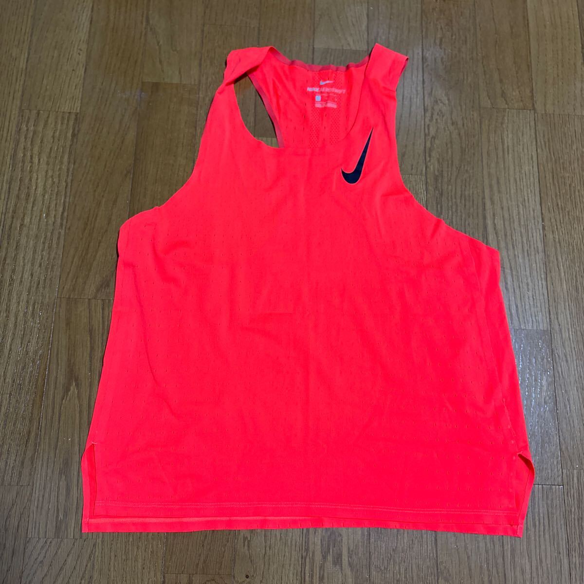 NIKE　ナイキ ランニングシャツ　シングレット　エアロスイフト　AEROSWIFT　Lサイズ　オレンジ　タンクトップ　陸上　マラソン　駅伝
