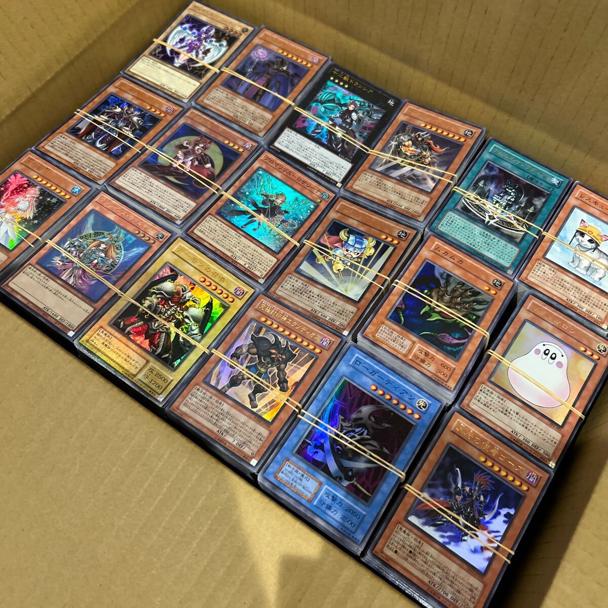 遊戯王 ノーマル 字レア 初期 2期あり 6000枚以上 まとめ売り① 遊戯王 ノーマル 字レア 初期 2期あり 6000枚以上 まとめ売り①