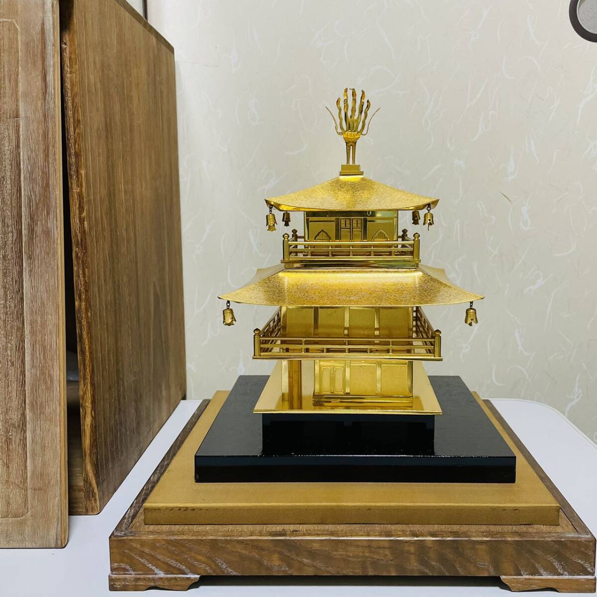 金属製 金閣寺 世界遺産 京都 お寺 飾り物 置物 金運アップ 金属製 金閣寺 世界遺産 京都 お寺 飾り物 置物 金運アップ
