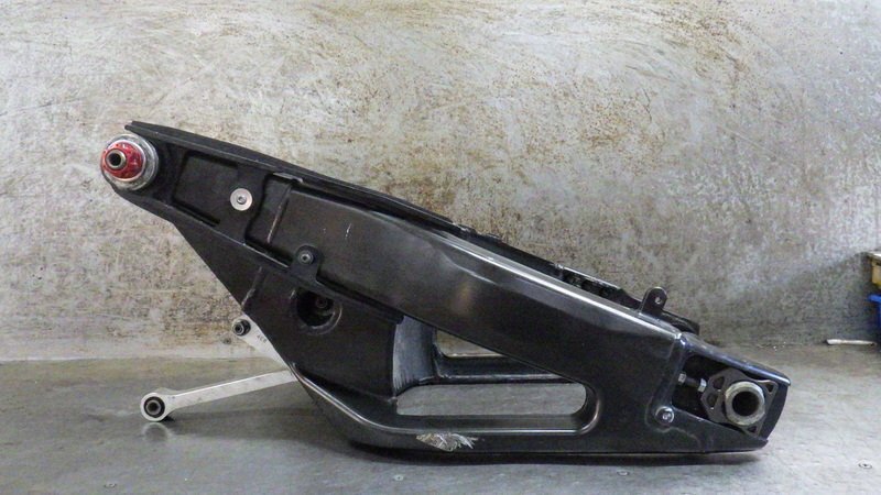RGA-303A YZF-R1 2008 год 08 год 4C8 качающийся рычаг Swing Arm JYARN20N87A001 поиск Yamaha 