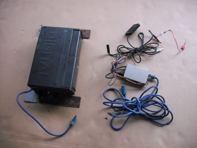 [B243]HCFS,JF, Luce,LUCE,V6 турбо,10 полосный CD changer, Sony SONY CDX-5G01 RF,h52