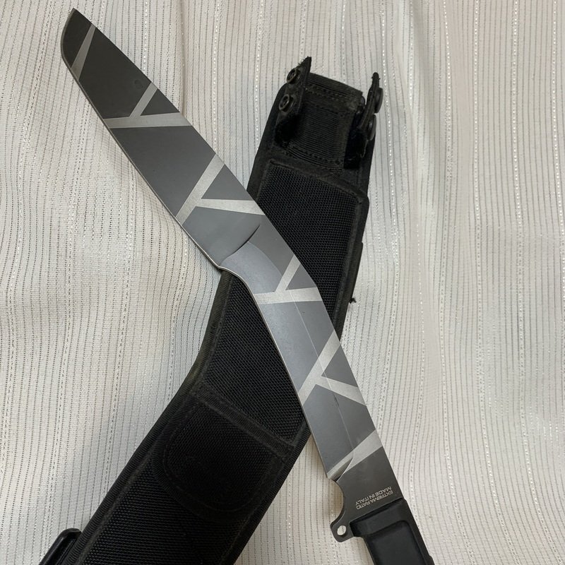 珍品 廃番 希少 EXTREMA RATIO KUKRI ナイフ エクストレイマ 珍品 廃番 希少 EXTREMA RATIO KUKRI ナイフ エクストレイマ