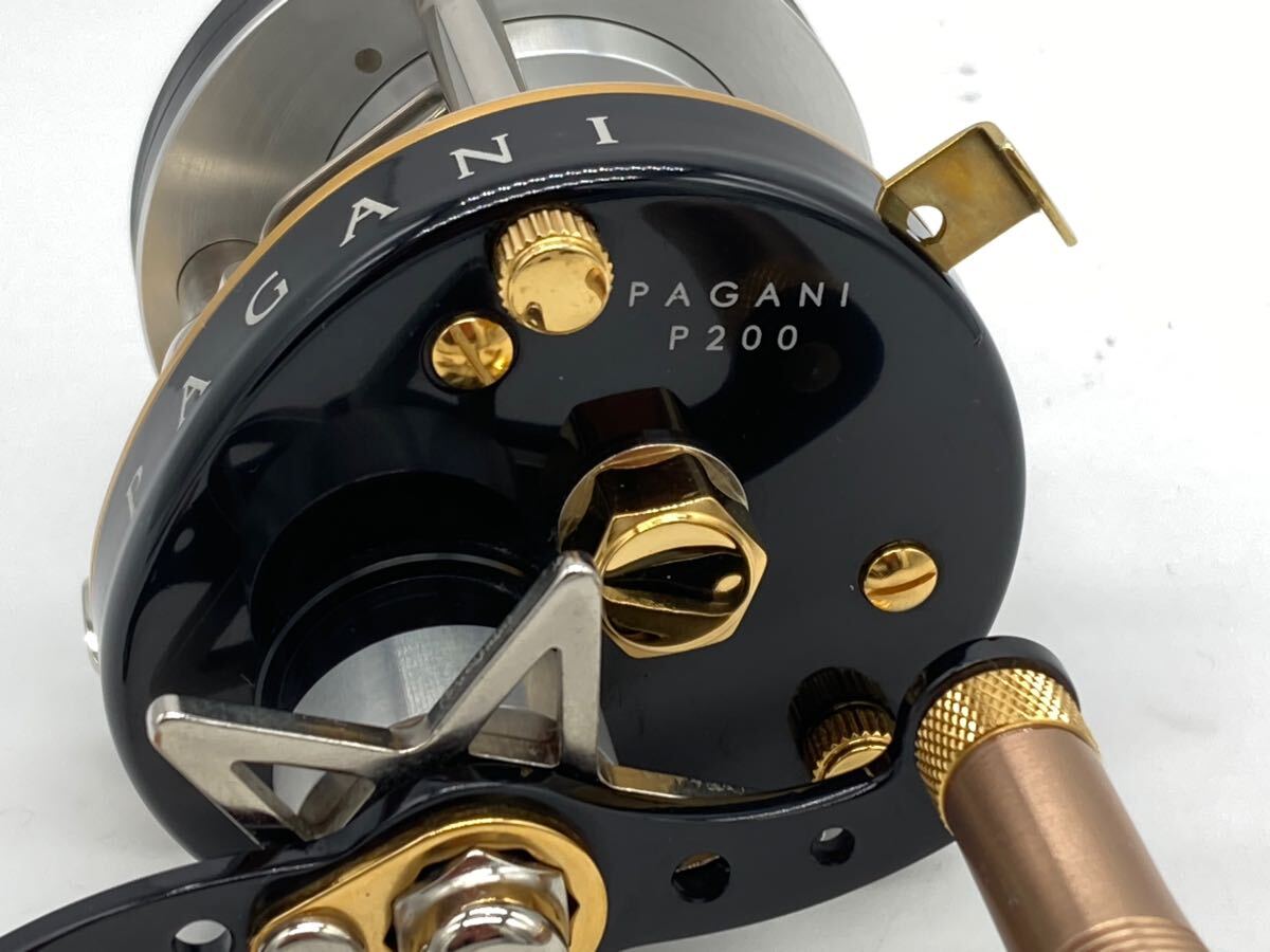 Megabass PAGANI P200L BLACK/CHROME 左巻き メガバス パガーニ Megabass PAGANI P200L BLACK/CHROME 左巻き メガバス パガーニ