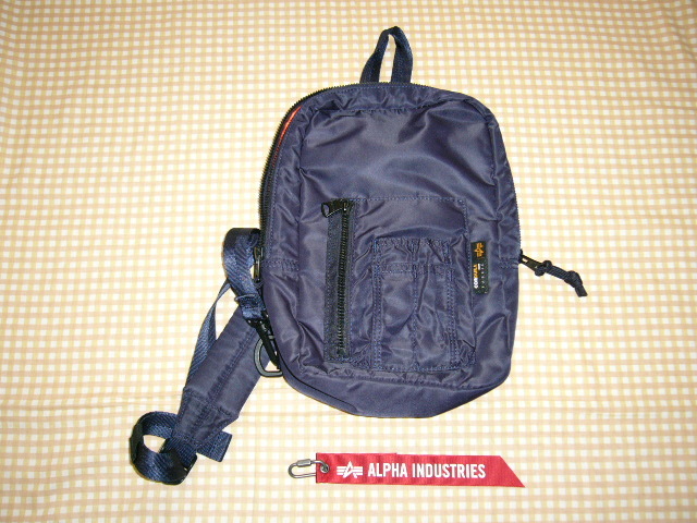 アルファ・インダストリーズ☆ALPHA INDUSTRIES☆ワンショルダーバッグ☆コーデュラ ナイロン☆紺色です