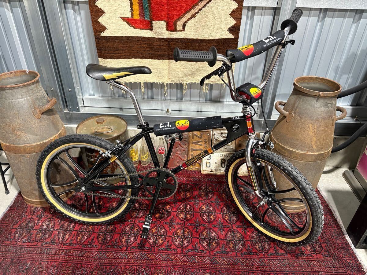 Mongoose Stranger Things 20 BMX MAG CUSTOM ストレンジャー Mongoose Stranger Things 20 BMX MAG CUSTOM ストレンジャー