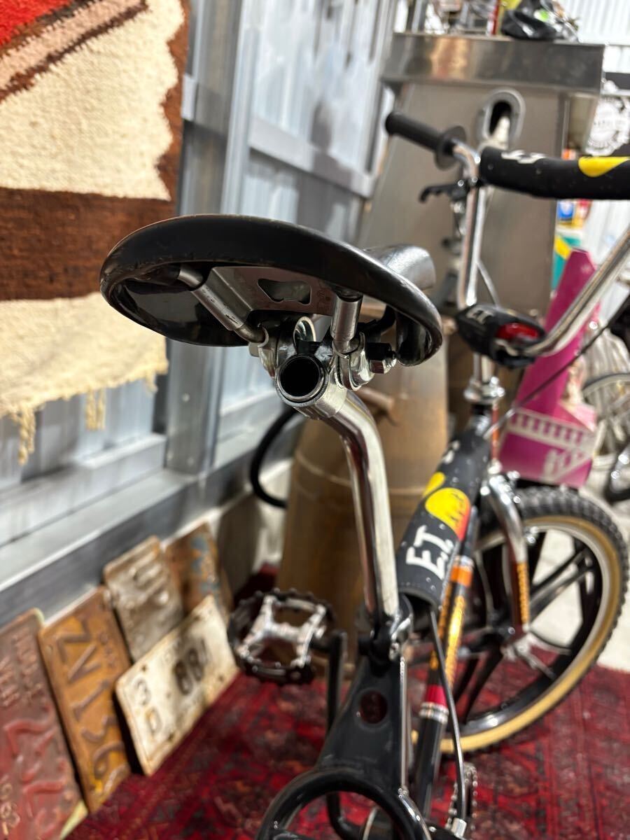Mongoose Stranger Things 20 BMX MAG CUSTOM ストレンジャー Mongoose Stranger Things 20 BMX MAG CUSTOM ストレンジャー