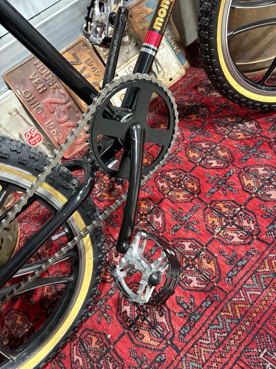 Mongoose Stranger Things 20 BMX MAG CUSTOM ストレンジャー Mongoose Stranger Things 20 BMX MAG CUSTOM ストレンジャー