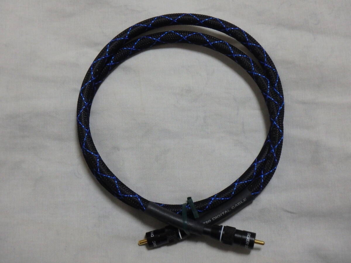 DH LABS [DHlabo]D-750 digital cable 1.0m used beautiful goods 