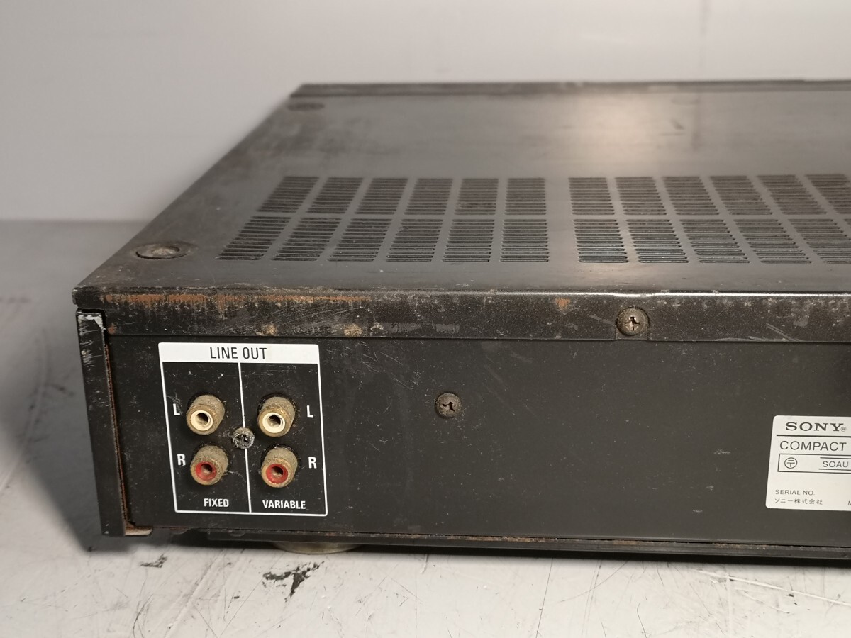 SONY CDP-553ESD CD PLAYER Junk 