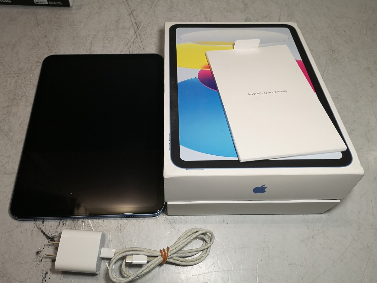 Apple A2696 MPQ93J/A iPad 元箱付き 中古077