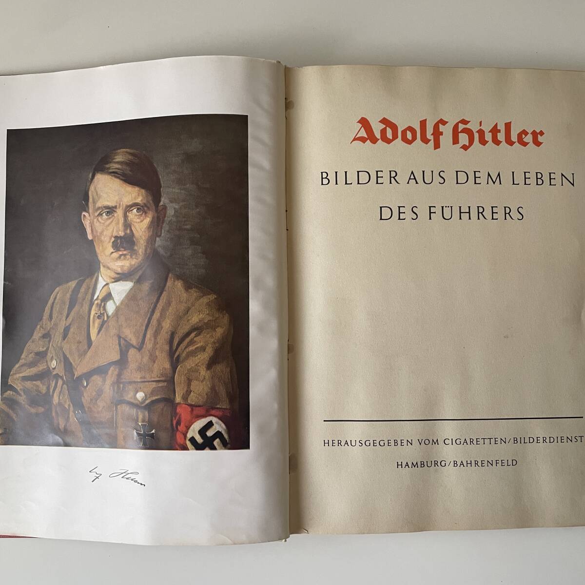 現品限り】1936年『 Adolf HITLER 』アドルフ ヒトラー アルバム 現品限り】1936年『 Adolf HITLER 』アドルフ ヒトラー アルバム