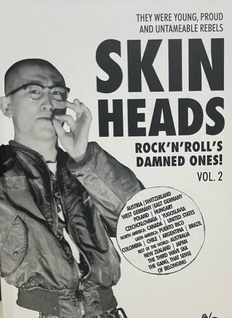 SKINHEADS History Vol.2 洋書 本 skrewdriver 鐵槌 sledgehammer 桜花 パンク天国 写真集 Skins