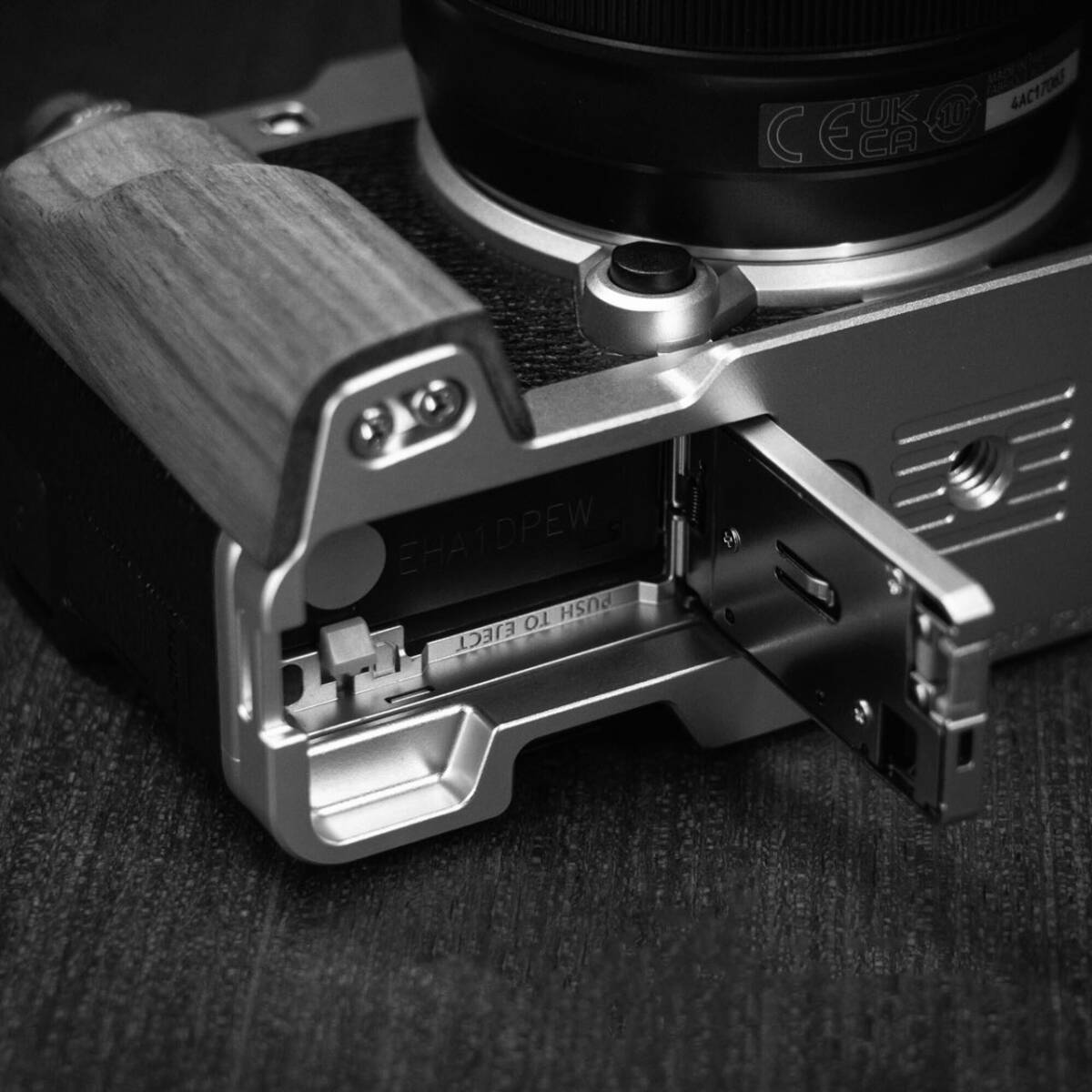 新品 富士フイルム FUJIFILM xm5 X-M5用 ハンドグリップ|Yahoo 新品 富士フイルム FUJIFILM xm5 X-M5用 ハンドグリップ|Yahoo