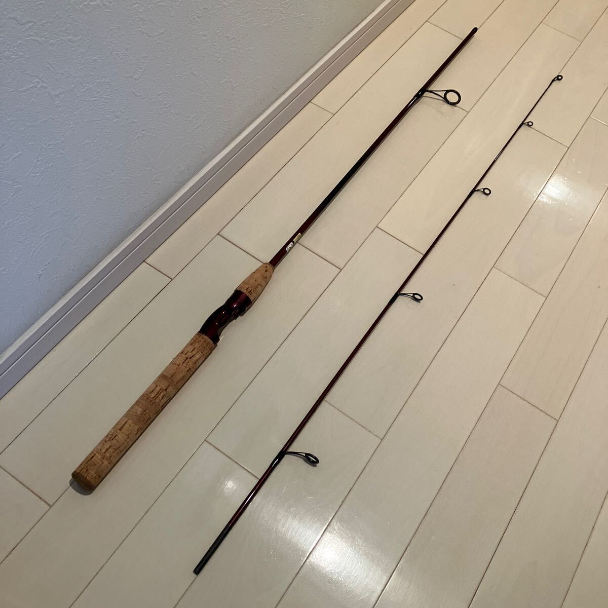 シマノ スコーピオンEV 2581-2 2ピーススピニングロッド 中古 シマノ スコーピオンEV 2581-2 2ピーススピニングロッド 中古