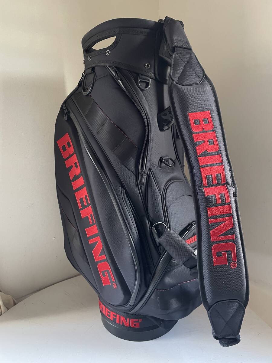 BRIEFING■ブリーフィング■ツアースタッフ、プロモデル3点式■CR-3 #02■黒ｘ赤、完売品■ネームプレート、フード付■使用少■全国送料無