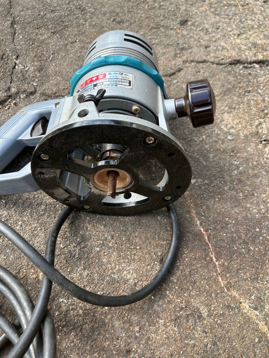 マキタ makita ルーター3600 階段定規型番不明中古動作品 木工用 マキタ makita ルーター3600 階段定規型番不明中古動作品 木工用