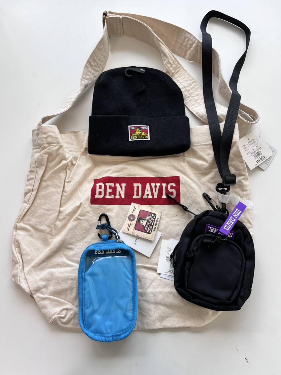 ★送料込み！！！★新品 BEN DAVIS ベンデイビス 　バッグ＆ニット帽＆バッグ＆カラビナバッグ　4個セット　BEN25