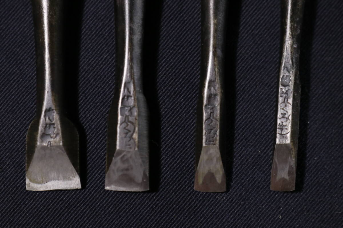 刃幅6mm~30mm くろ牛など 小振り古鑿 6本まとめ 大工道具_画像5