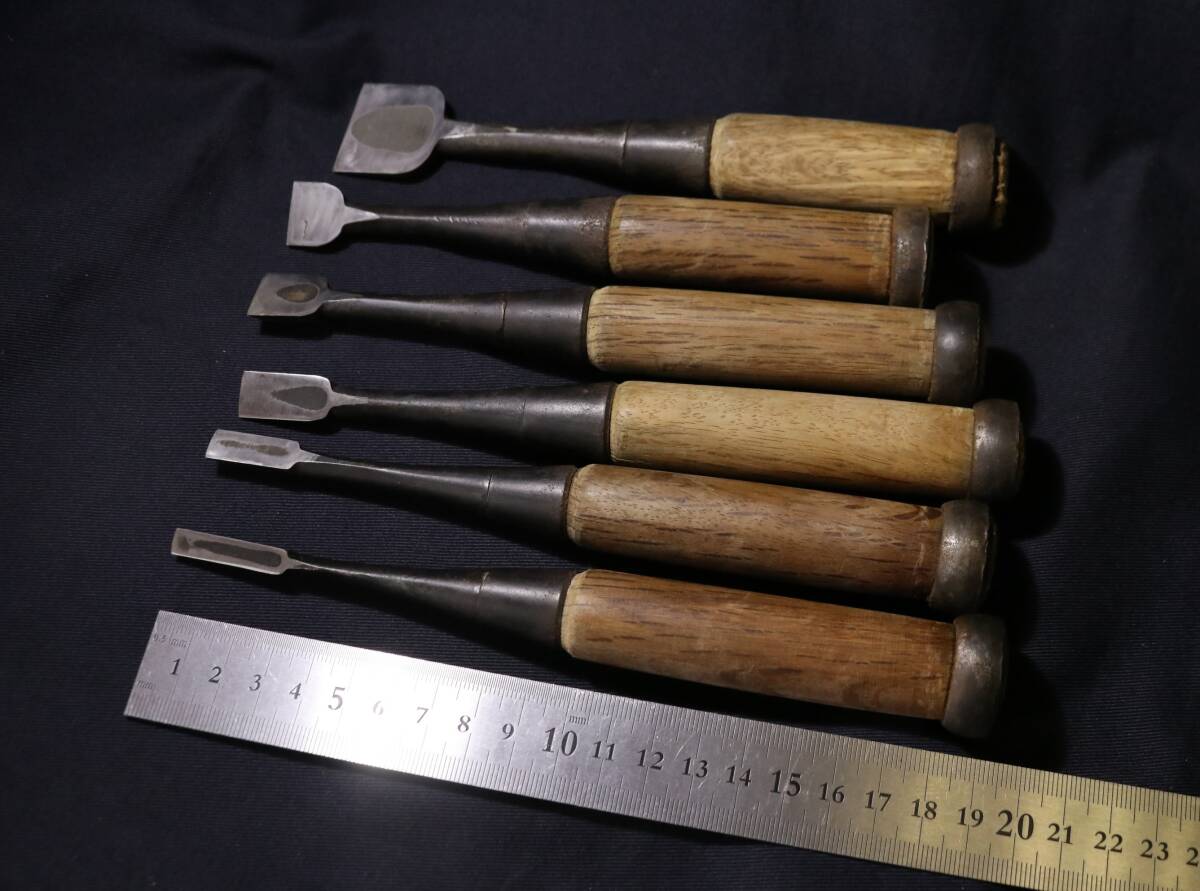 刃幅6mm~30mm くろ牛など 小振り古鑿 6本まとめ 大工道具_画像7
