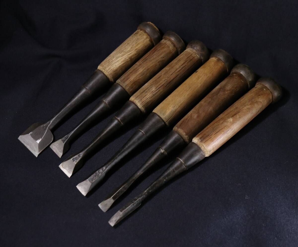 刃幅6mm~30mm くろ牛など 小振り古鑿 6本まとめ 大工道具_画像2