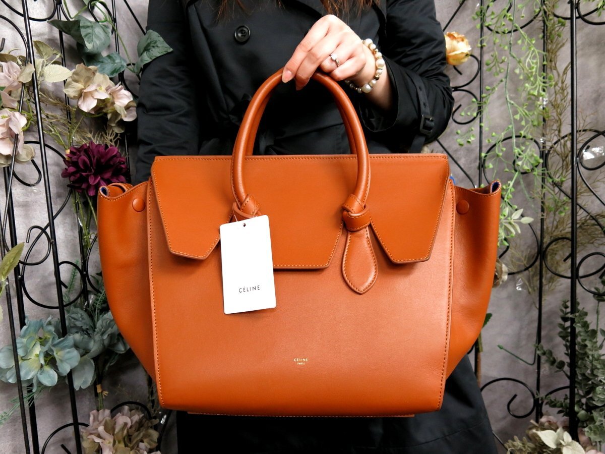 ○超美品○新品同様○CELINE セリーヌ○タイバッグ○カーフ ○超美品○新品同様○CELINE セリーヌ○タイバッグ○カーフ