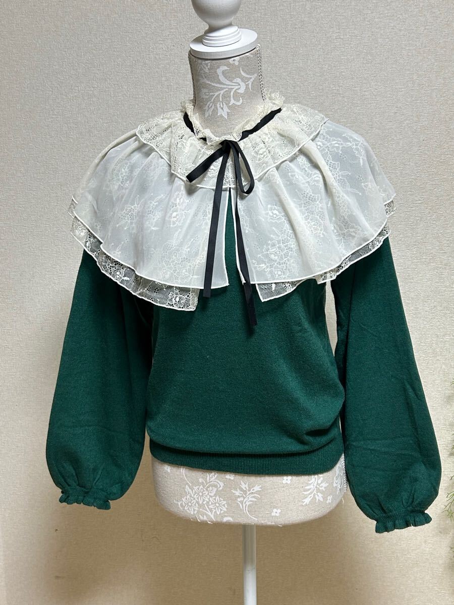 【 axes femme ★アクシーズファム】レースケープカラーニットトップス・ふっくら袖・Mサイズ
