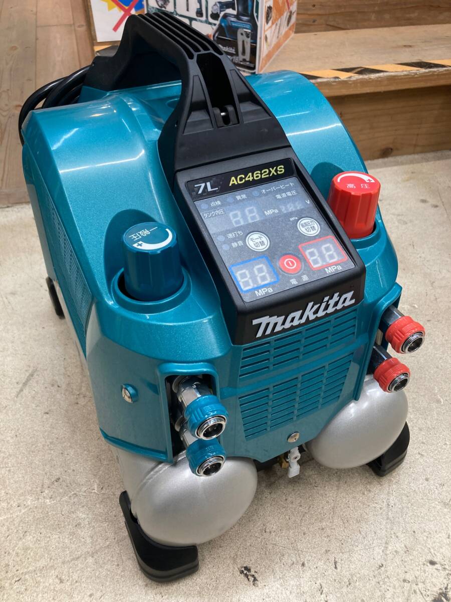 【送料着払い（有料）】【中古品】★makita エアコンプレッサ 7L AC462XS 青 IT4JJFIZI3JK
