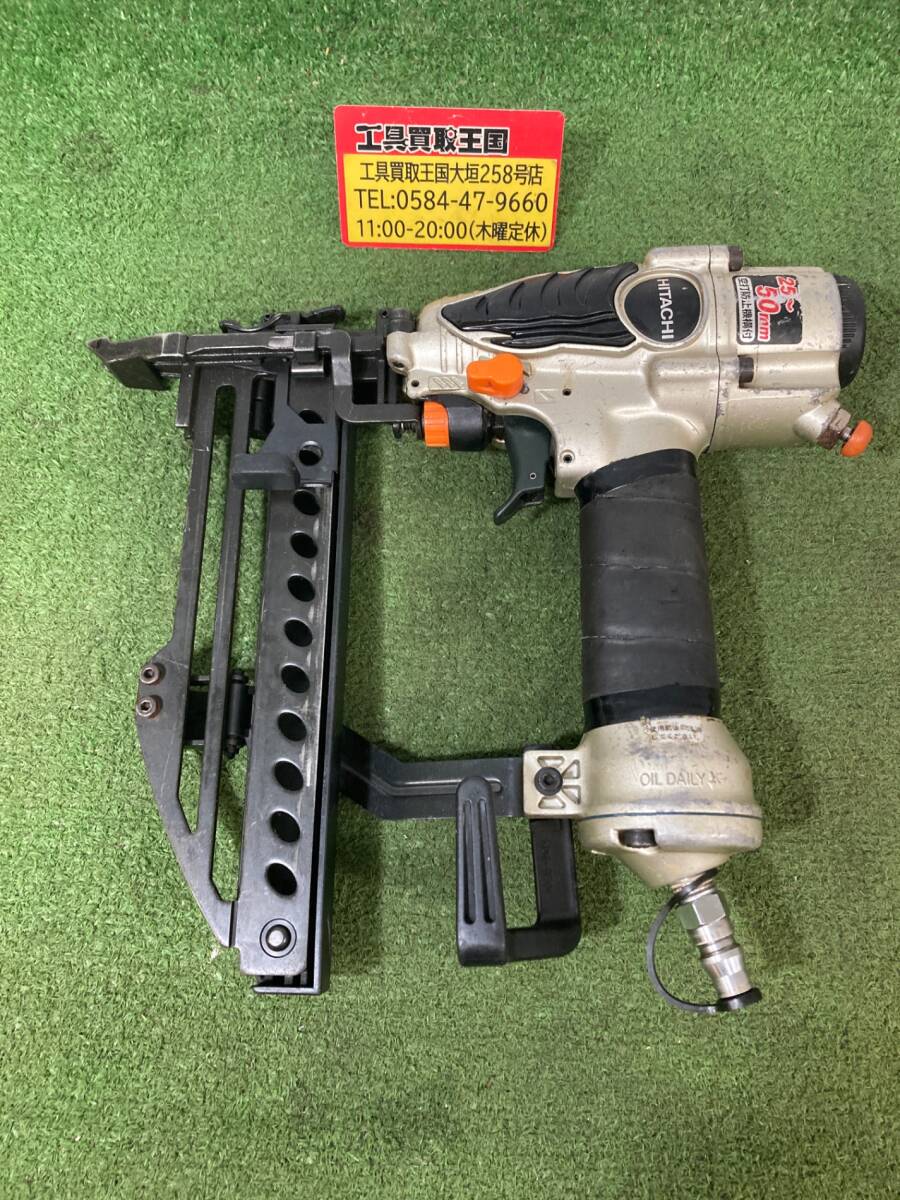 【中古品】★日立電動工具 常圧フロアタッカ N5004MF bg9083 IT4AA4PJZKCT