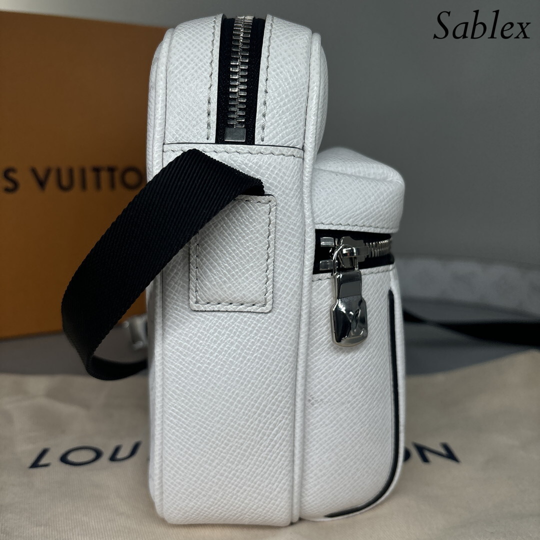 1円【未使用/RFID】LOUIS VUITTON ルイヴィトン タイガラマ 1円【未使用/RFID】LOUIS VUITTON ルイヴィトン タイガラマ