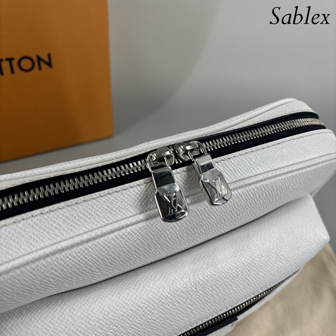 1円【未使用/RFID】LOUIS VUITTON ルイヴィトン タイガラマ 1円【未使用/RFID】LOUIS VUITTON ルイヴィトン タイガラマ