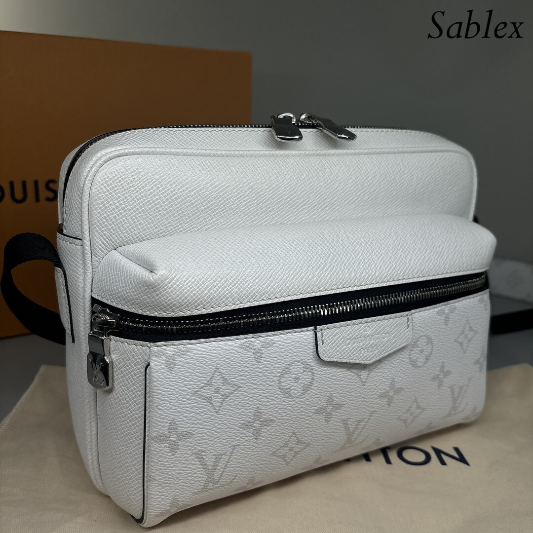 1円【未使用/RFID】LOUIS VUITTON ルイヴィトン タイガラマ 1円【未使用/RFID】LOUIS VUITTON ルイヴィトン タイガラマ